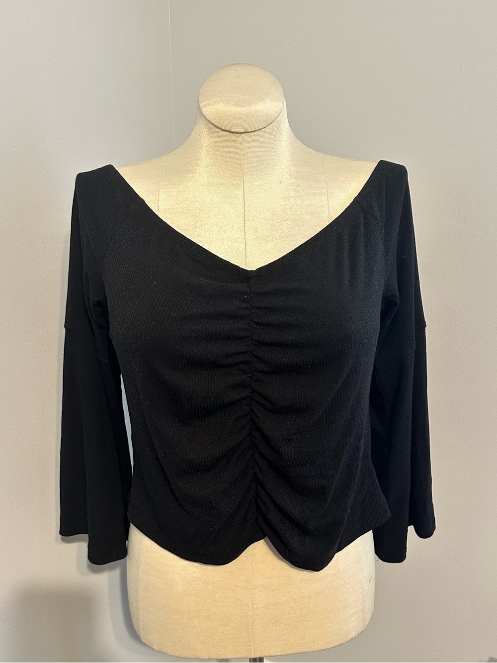 Torrid Black Ruched V-Neck Long Sleeve Top